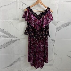 100% silk Anna Sui gorgeous patterned dress - size 6 - great for fall